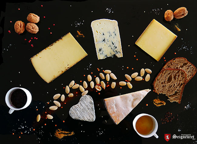 Plateau de fromage pour Noël ( expédié avec la commande le 20.12 )